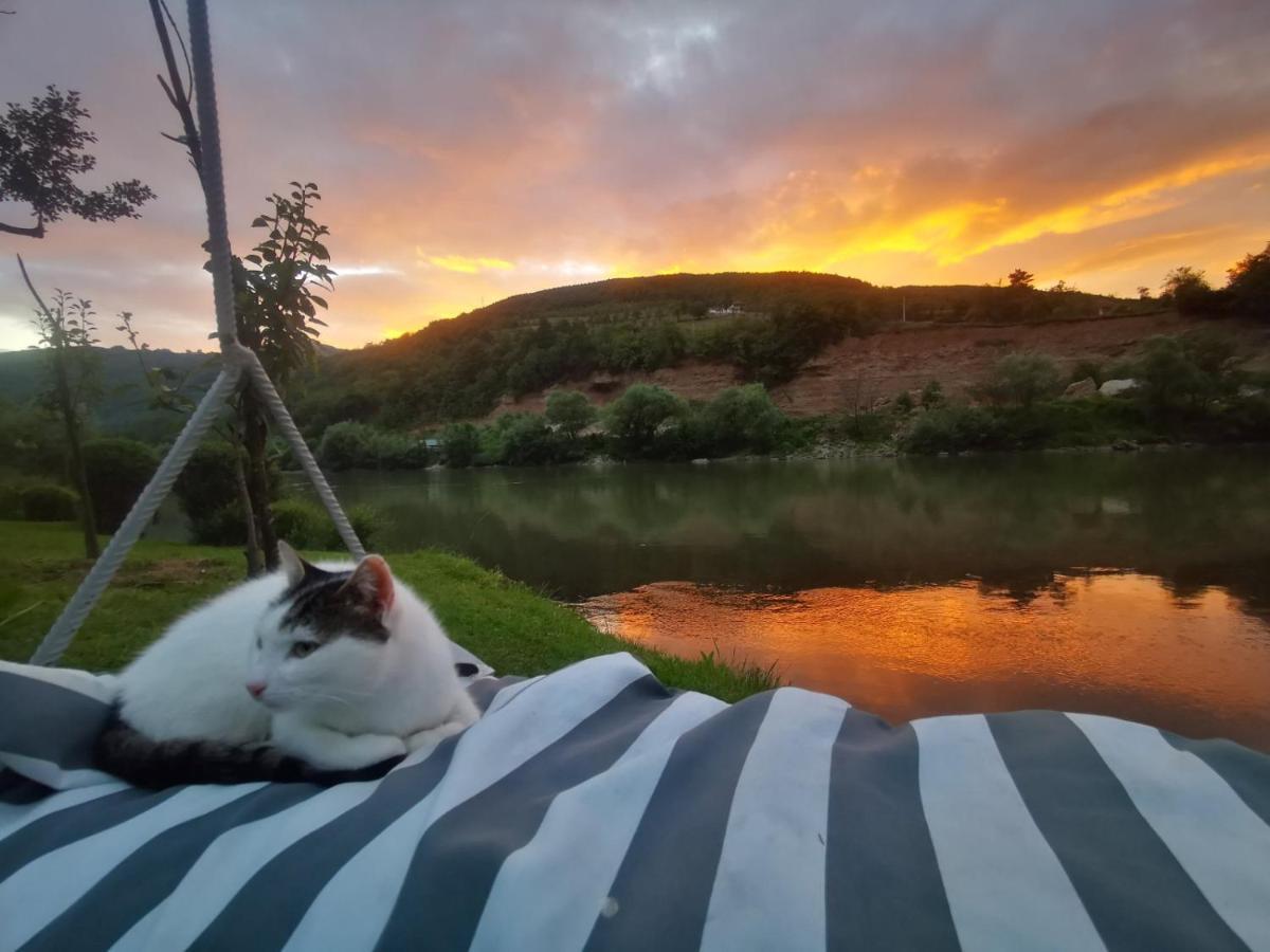 Vikendica Pored Drine Foca Handici Kültér fotó