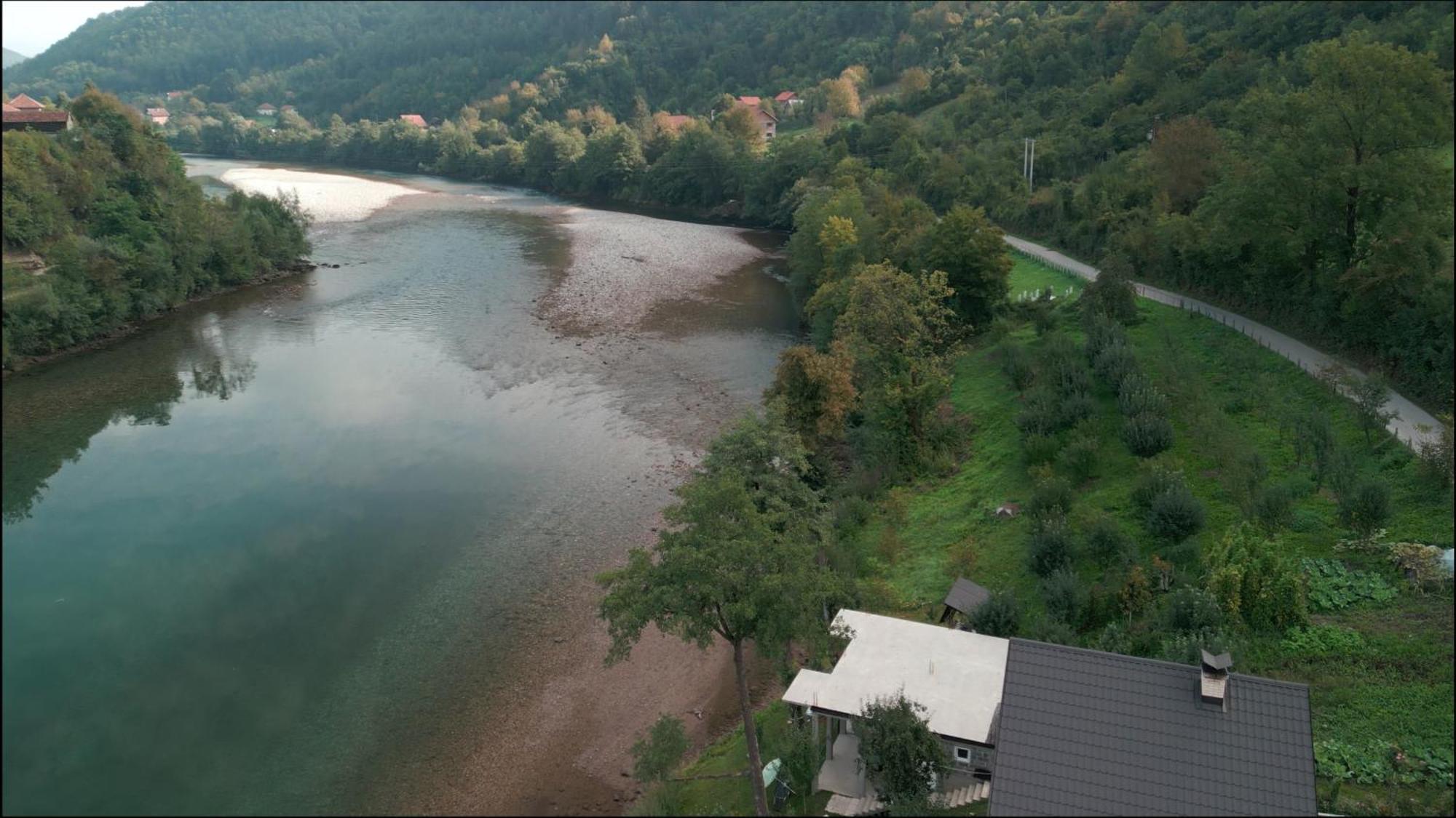 Vikendica Pored Drine Foca Handici Szoba fotó