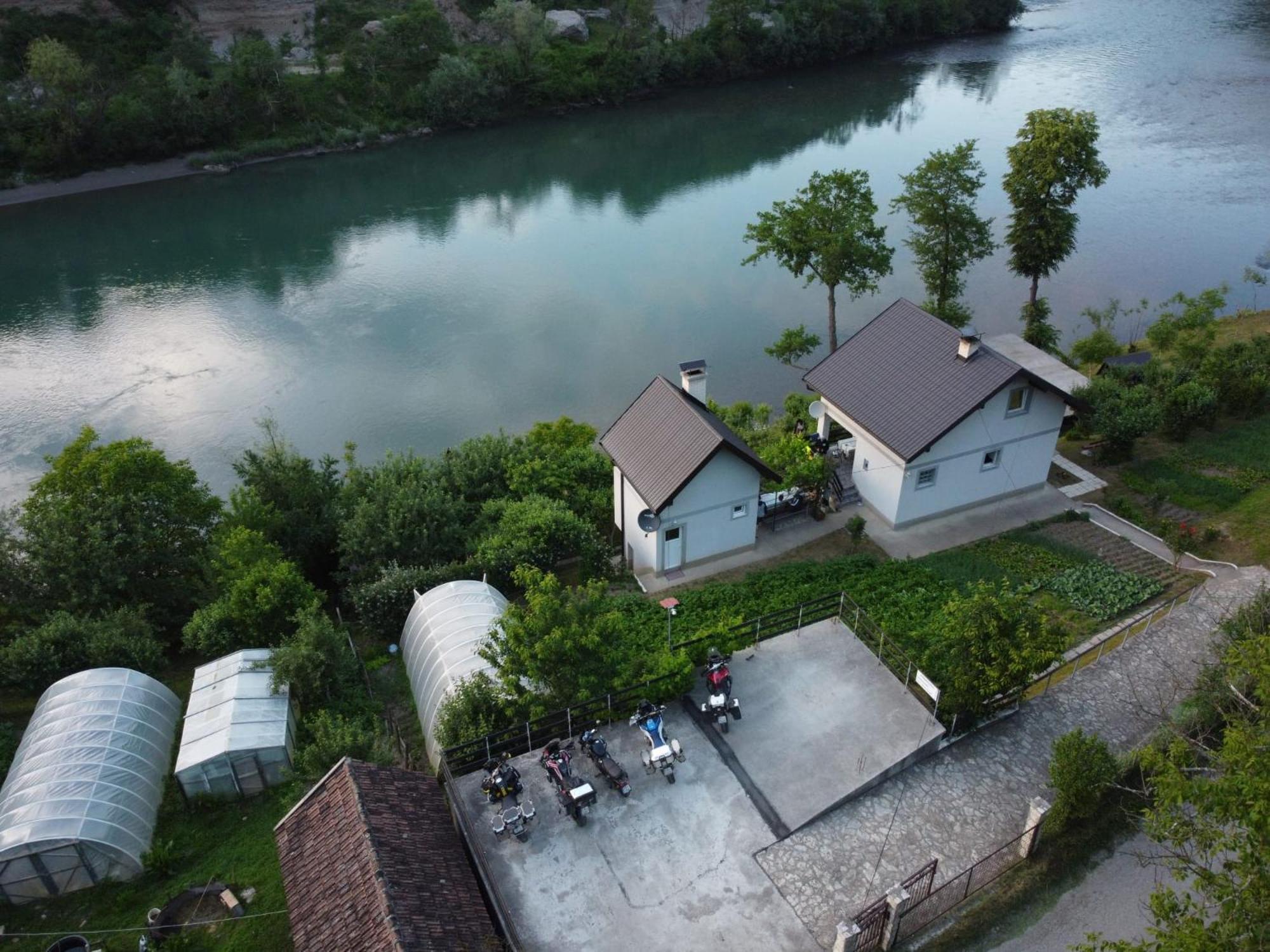 Vikendica Pored Drine Foca Handici Kültér fotó