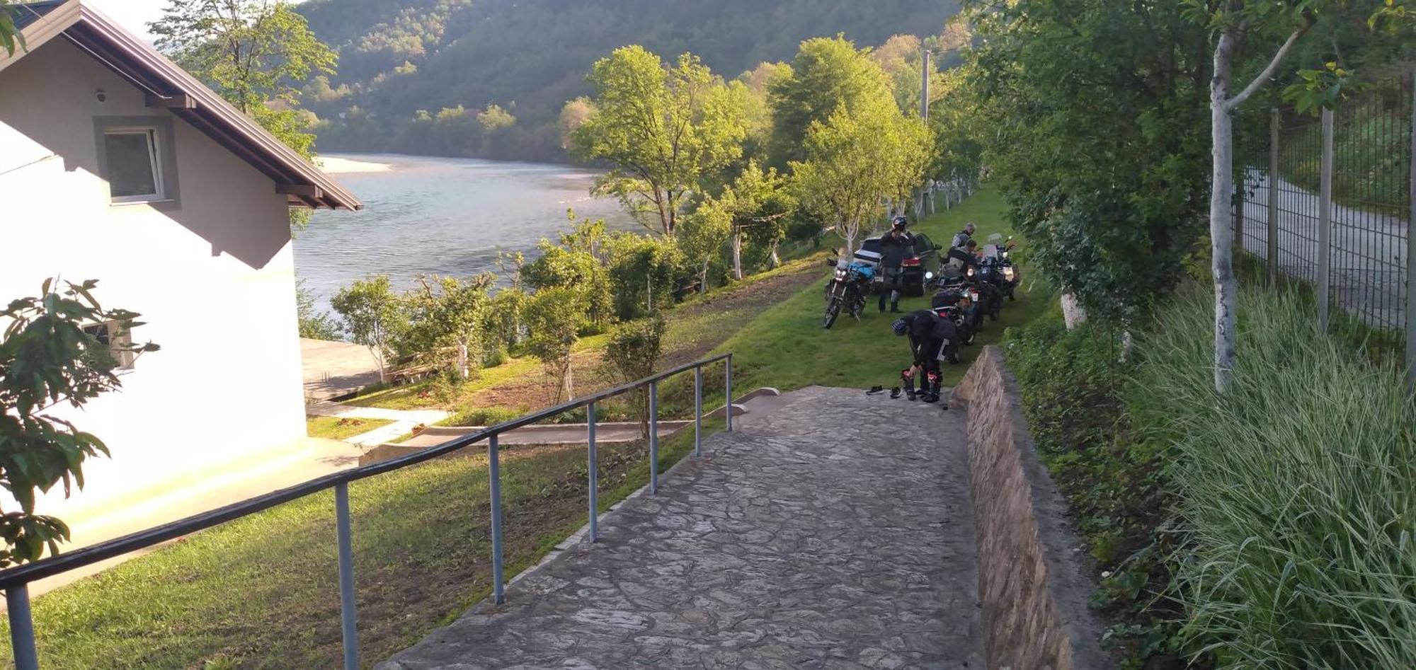 Vikendica Pored Drine Foca Handici Kültér fotó